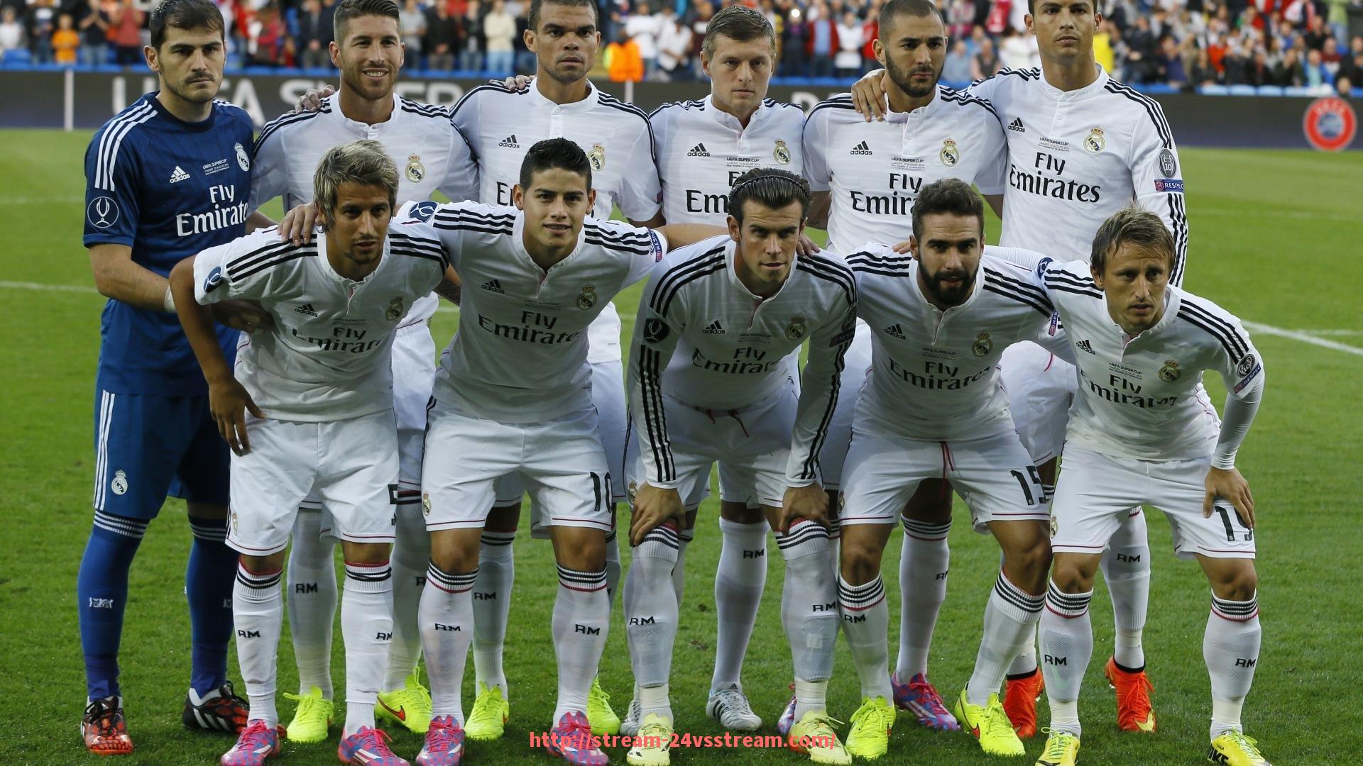 24VS体育直播-篮球比赛中“界外球战术”成功率是否受控卫场上视野影响