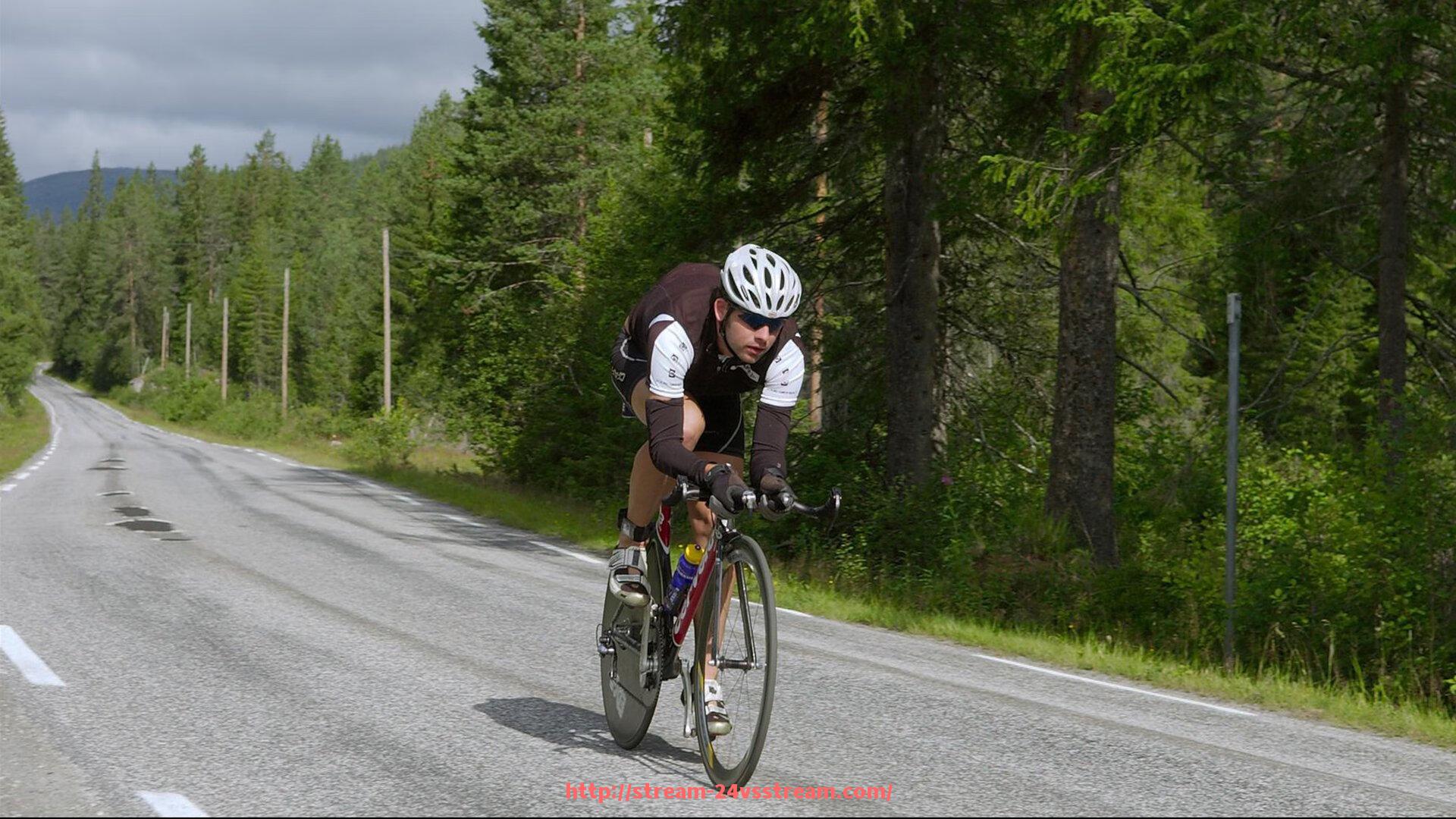 24VS体育直播-篮球比赛中“界外球战术”成功率是否受控卫场上视野影响